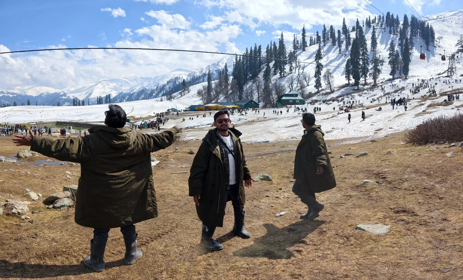 Adventure Holiday group during the Kashmir tour