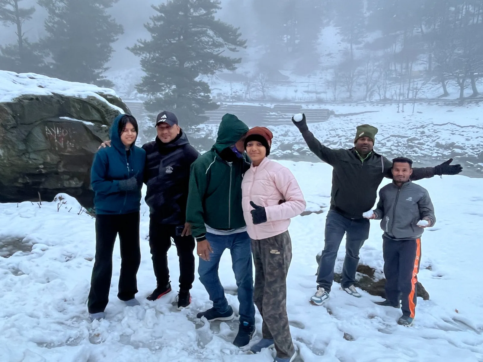 Adventure Holiday group during the Kashmir tour