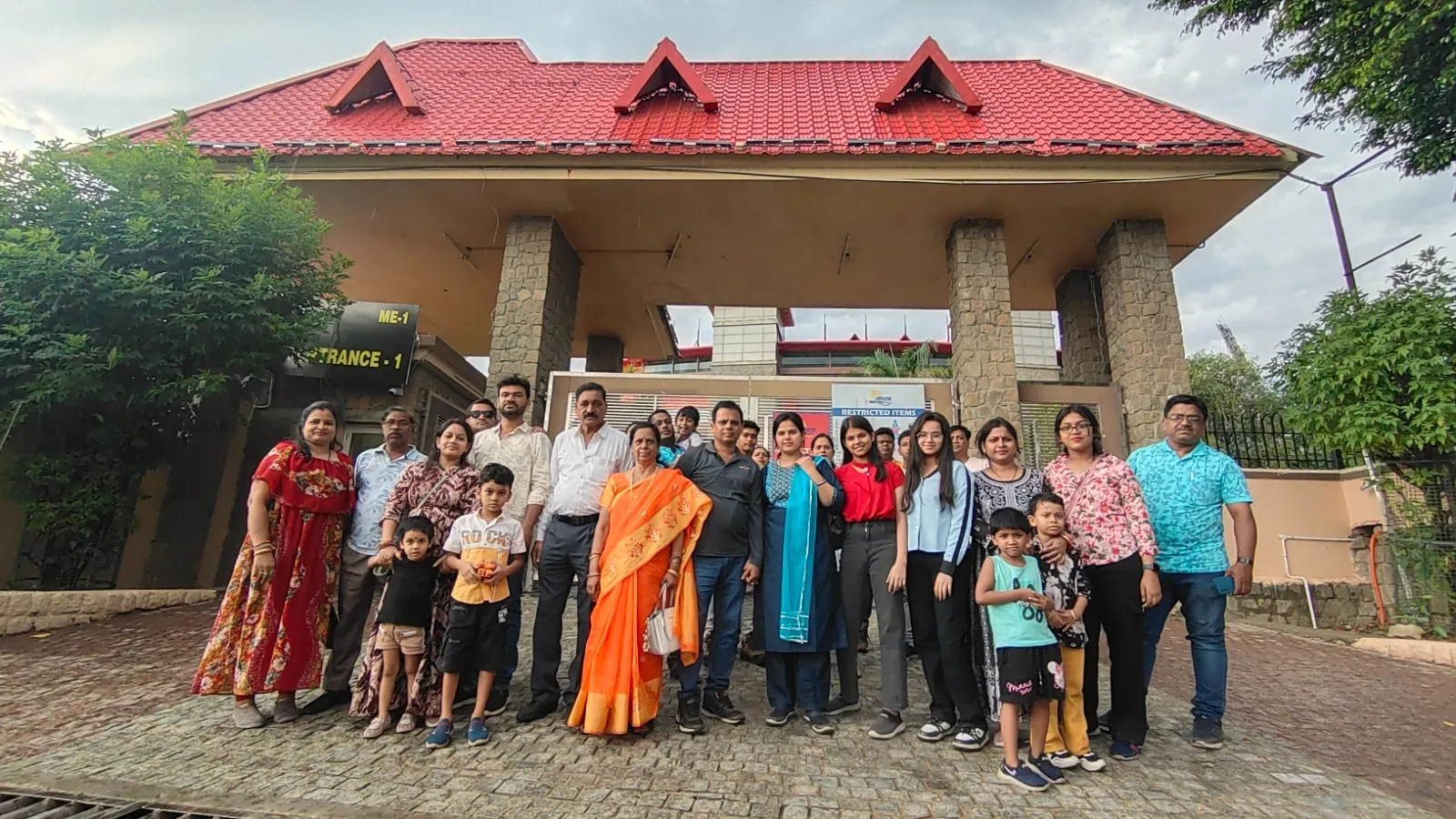 Adventure Holiday group during the Himachal Pradesh tour