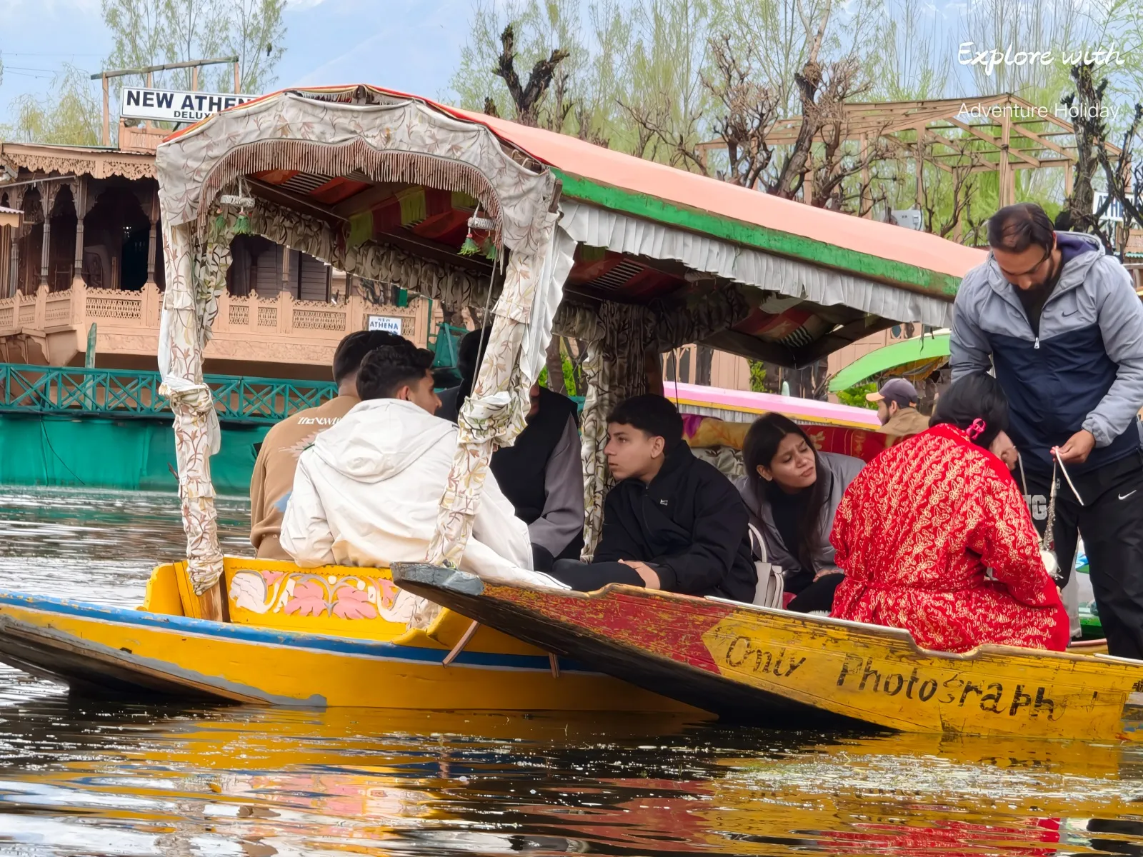 Adventure Holiday group during the Kashmir tour